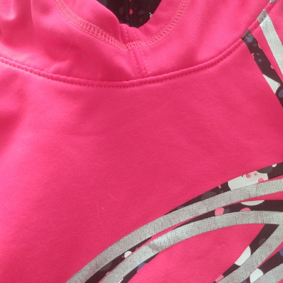 UA hoodie - Picture 2 of 3